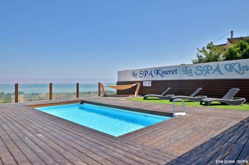 Migdal Israel Hotel